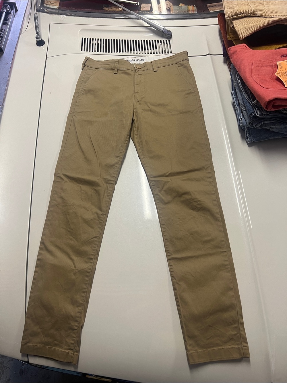 Leesures By Lee, Mens 30x32 (ALMOST)NWT. Mens 1960s Style Chinos